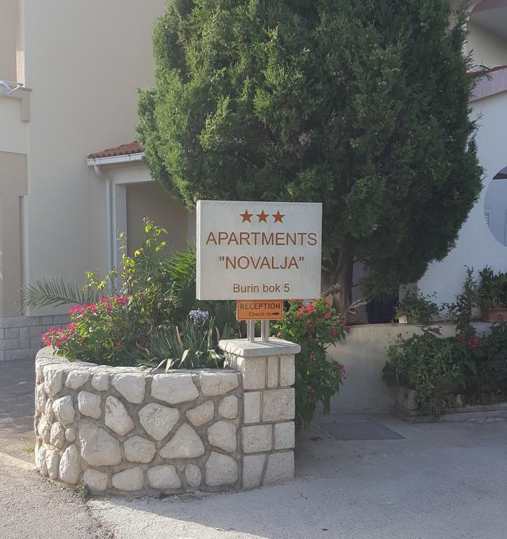Apartment Apartments Novalja